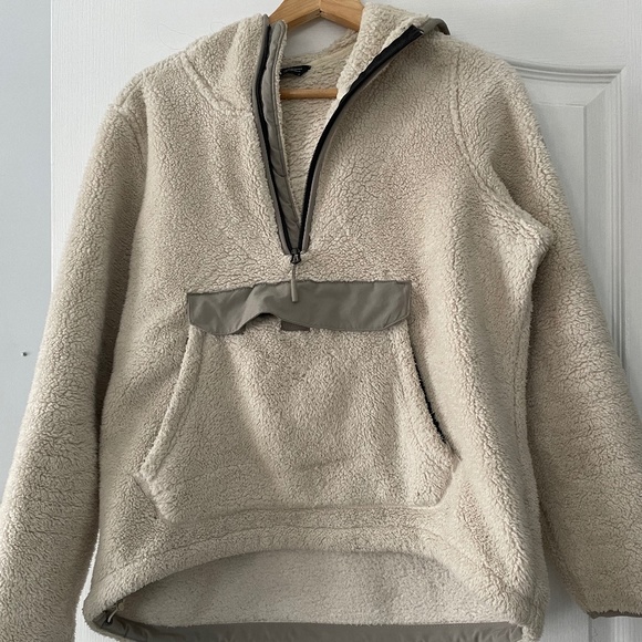 North Face Sherpa pull over - Picture 1 of 1